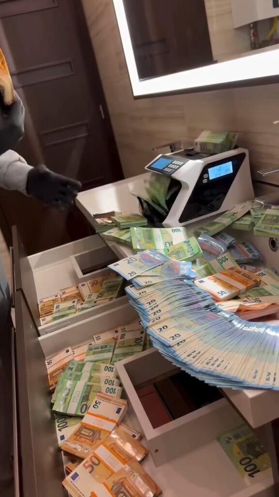 Buy Fake Euros Anonymously