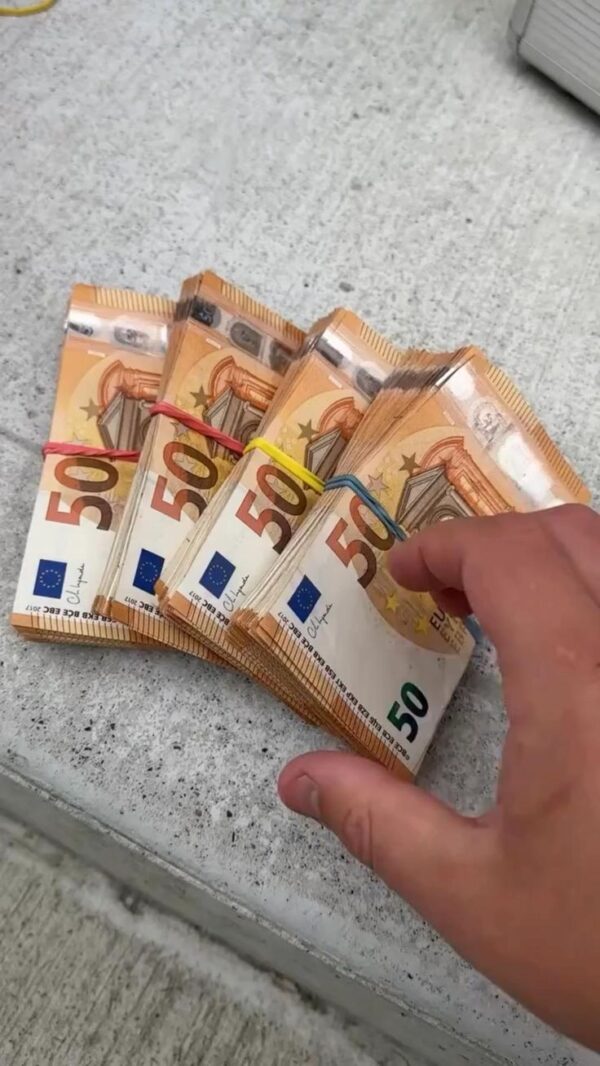 Buy Fake Euros Anonymously